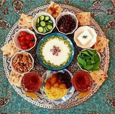 مدل تزیین سفره افطار ماه رمضان سفره افطاری جدید 98